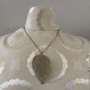 Large Etched Filigree Leaf Pendant Necklace Gold Tone